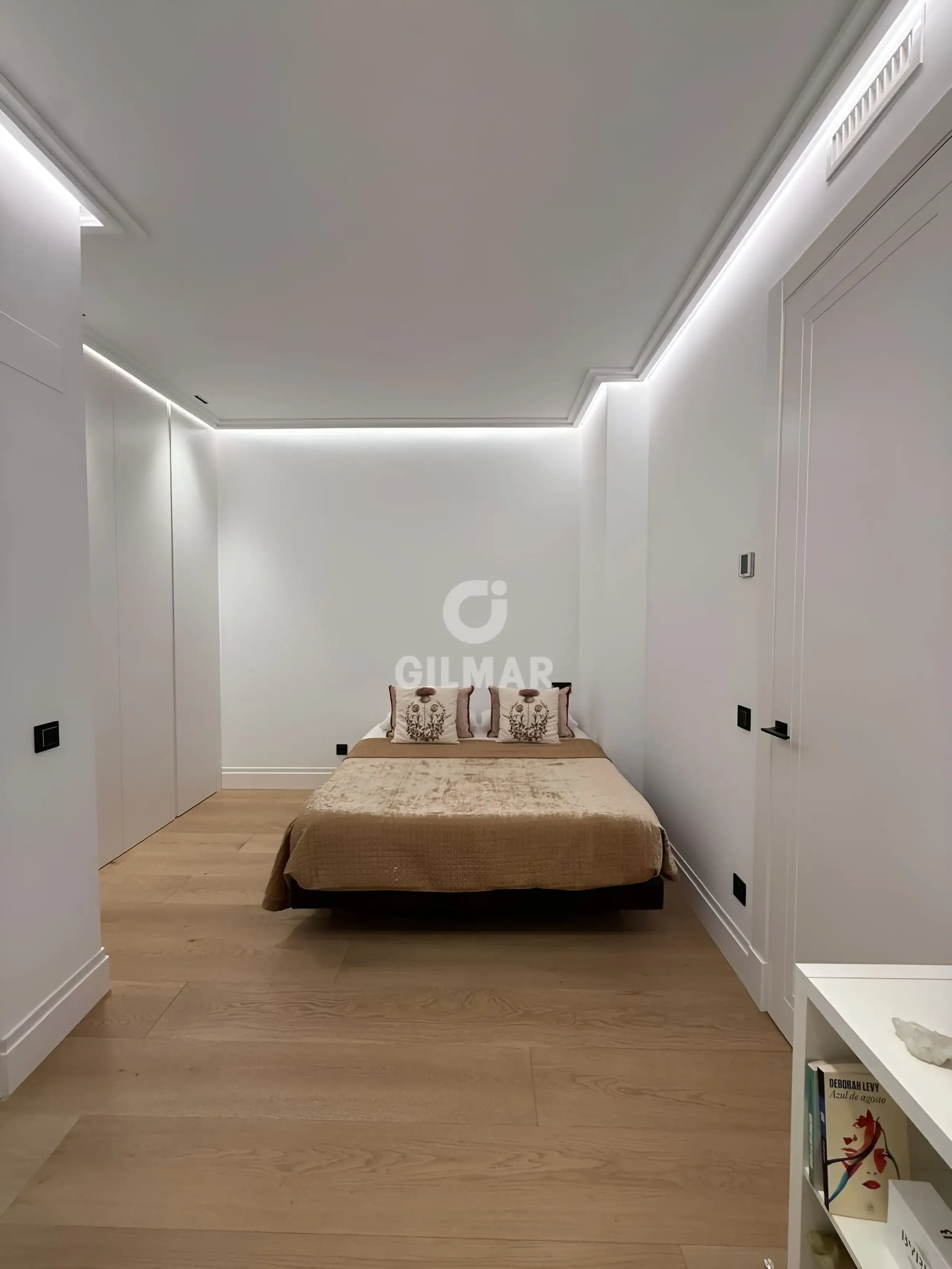 Piso en Ibiza - Madrid