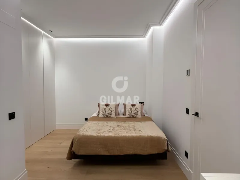 Piso en Ibiza - Madrid