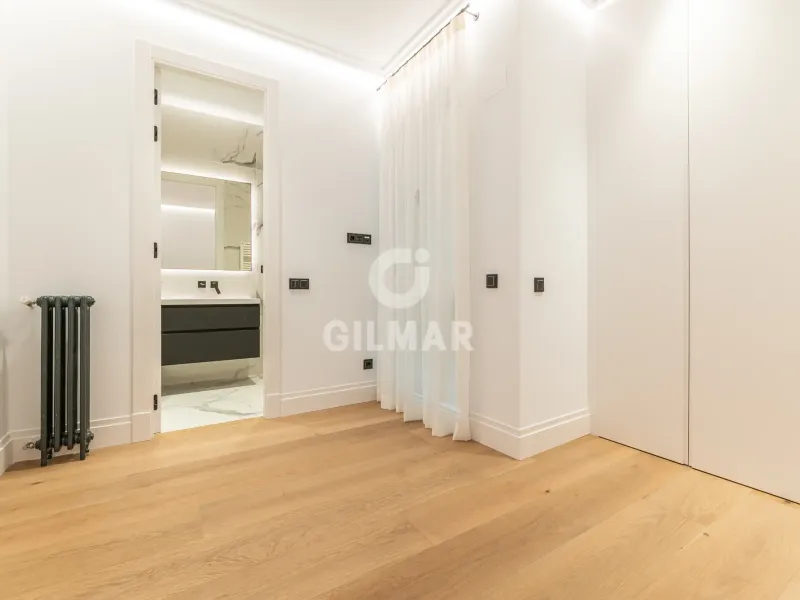 Piso en Ibiza - Madrid