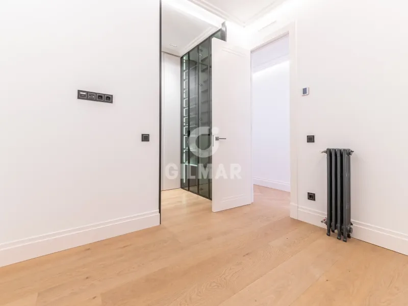 Piso en Ibiza - Madrid