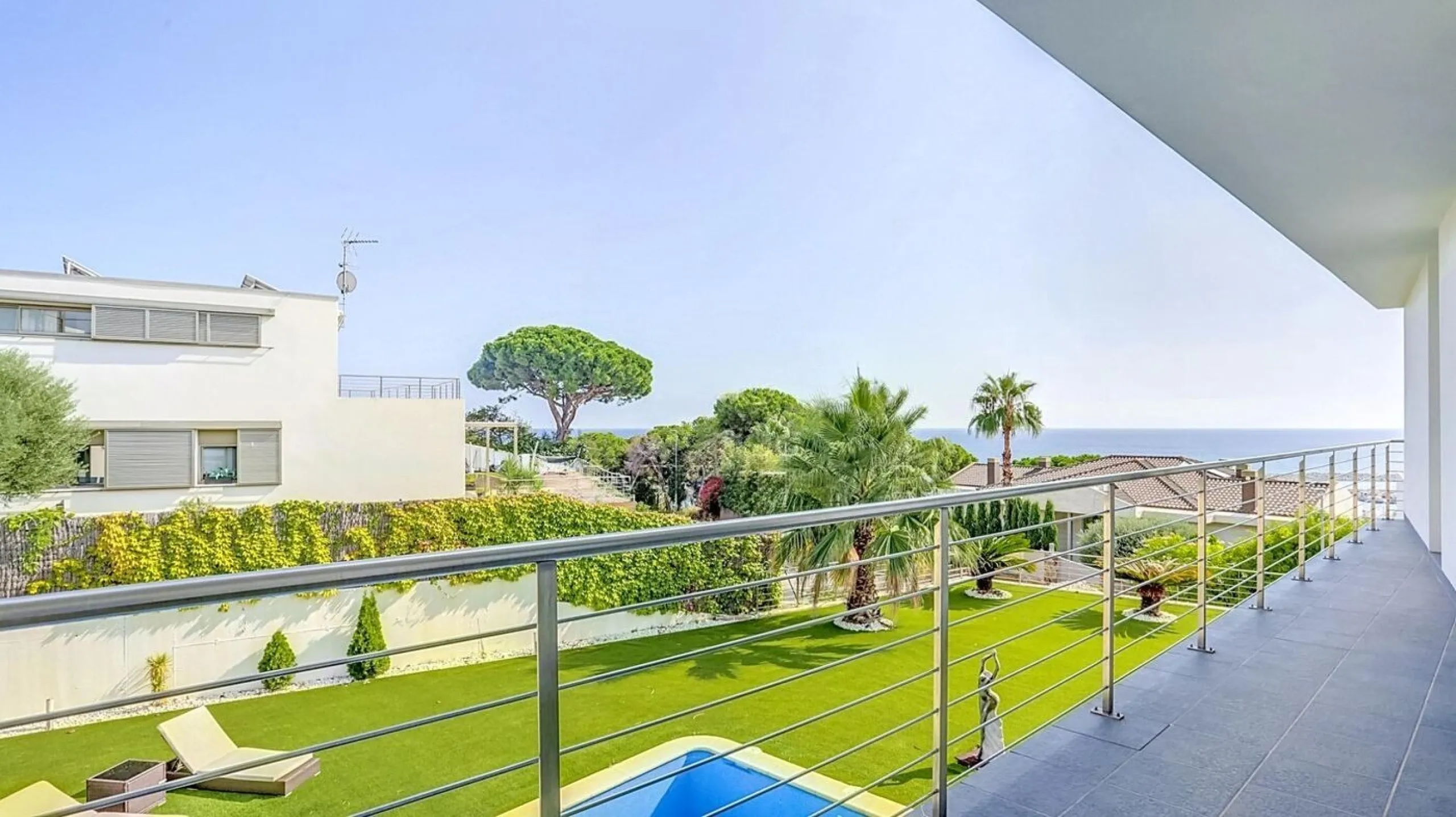 Elegante villa con vistas panorámicas al mar en Arenys de Mar, Barcelona