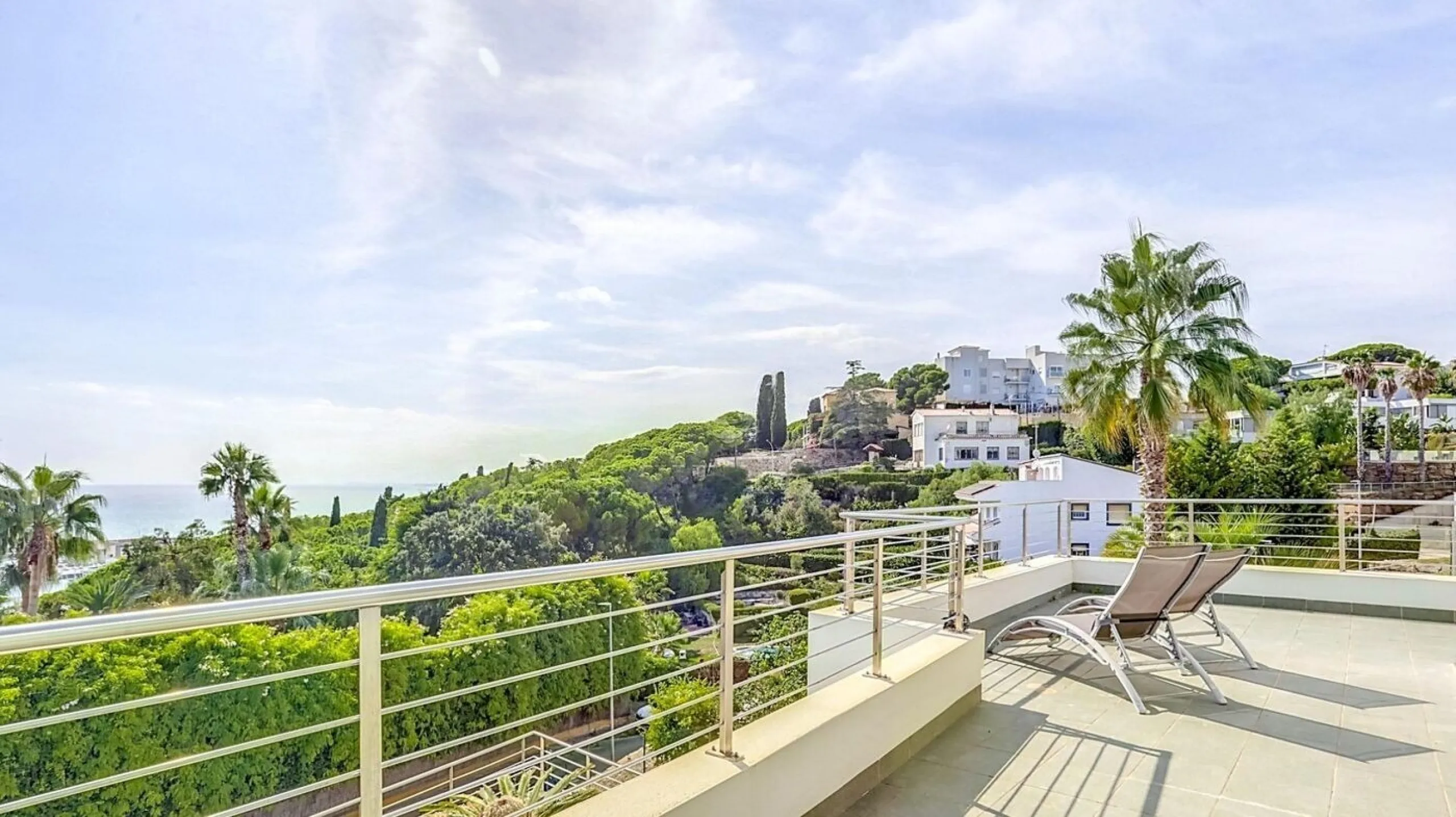 Elegante villa con vistas panorámicas al mar en Arenys de Mar, Barcelona