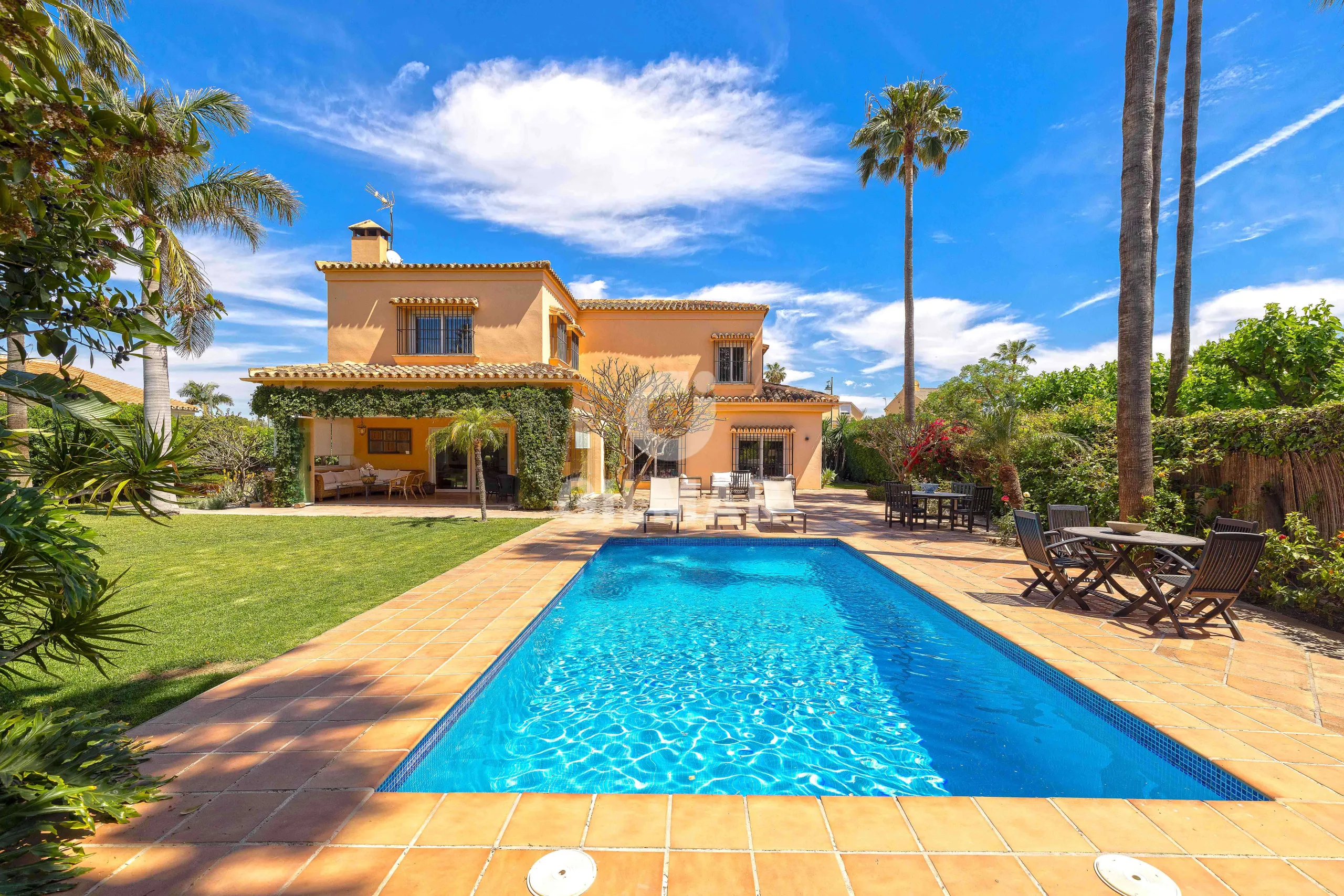 Chalet Independiente en Churriana (Málaga) - Málaga