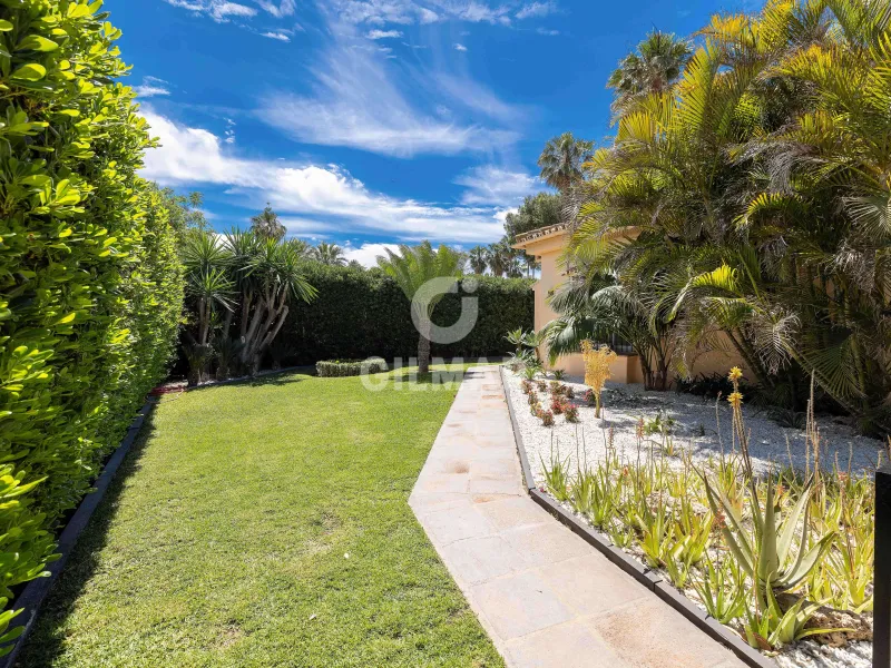 Chalet Independiente en Churriana (Málaga) - Málaga