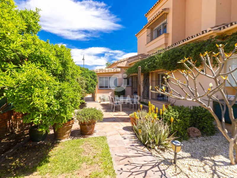 Chalet Independiente en Churriana (Málaga) - Málaga