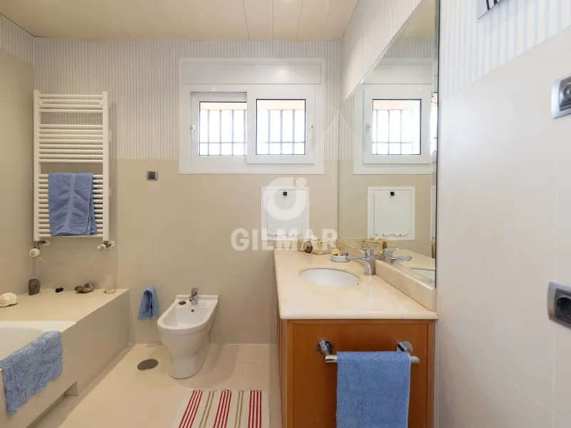 Chalet Independiente en Churriana (Málaga) - Málaga