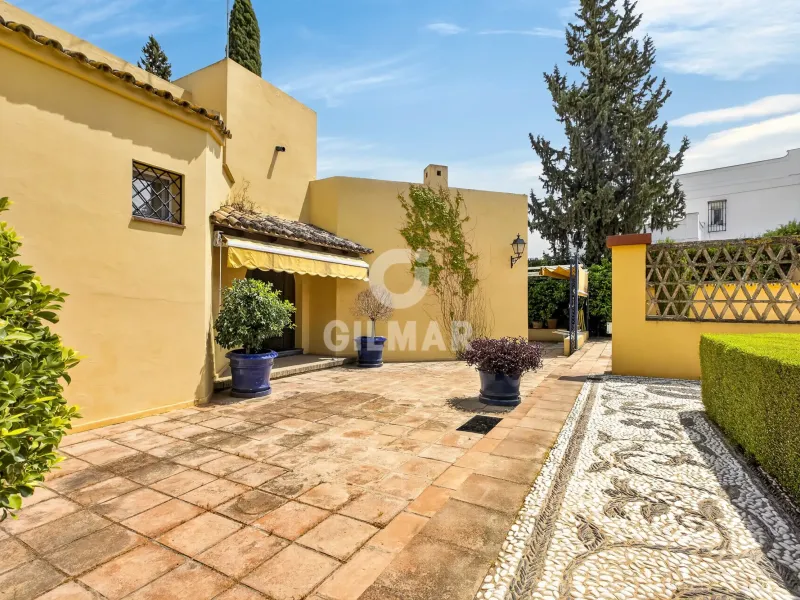 Villa in Tomares - Sevilla