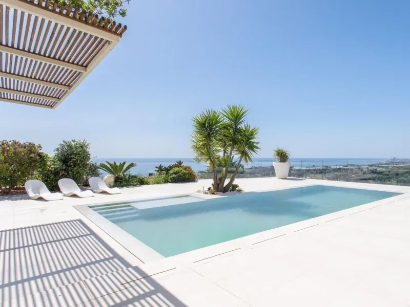  Elegant Villa with Sea Views in Sant Vicente de Montalt, Barcelona
