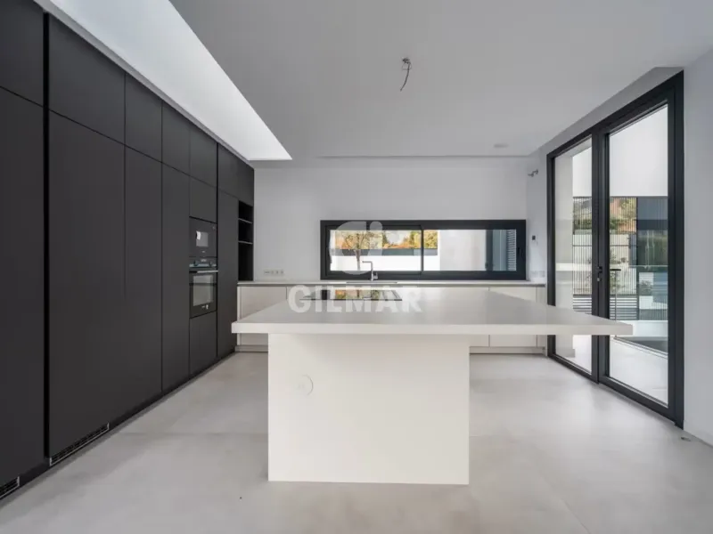 Villa in Las Rozas - Madrid