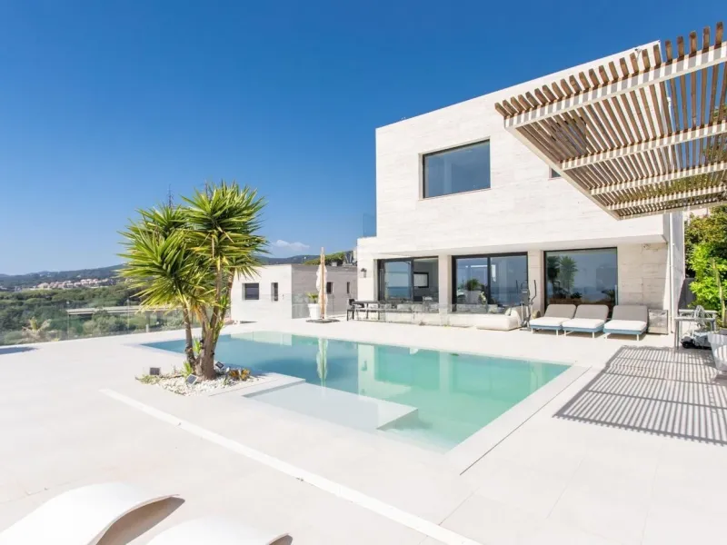  Elegant Villa with Sea Views in Sant Vicente de Montalt, Barcelona