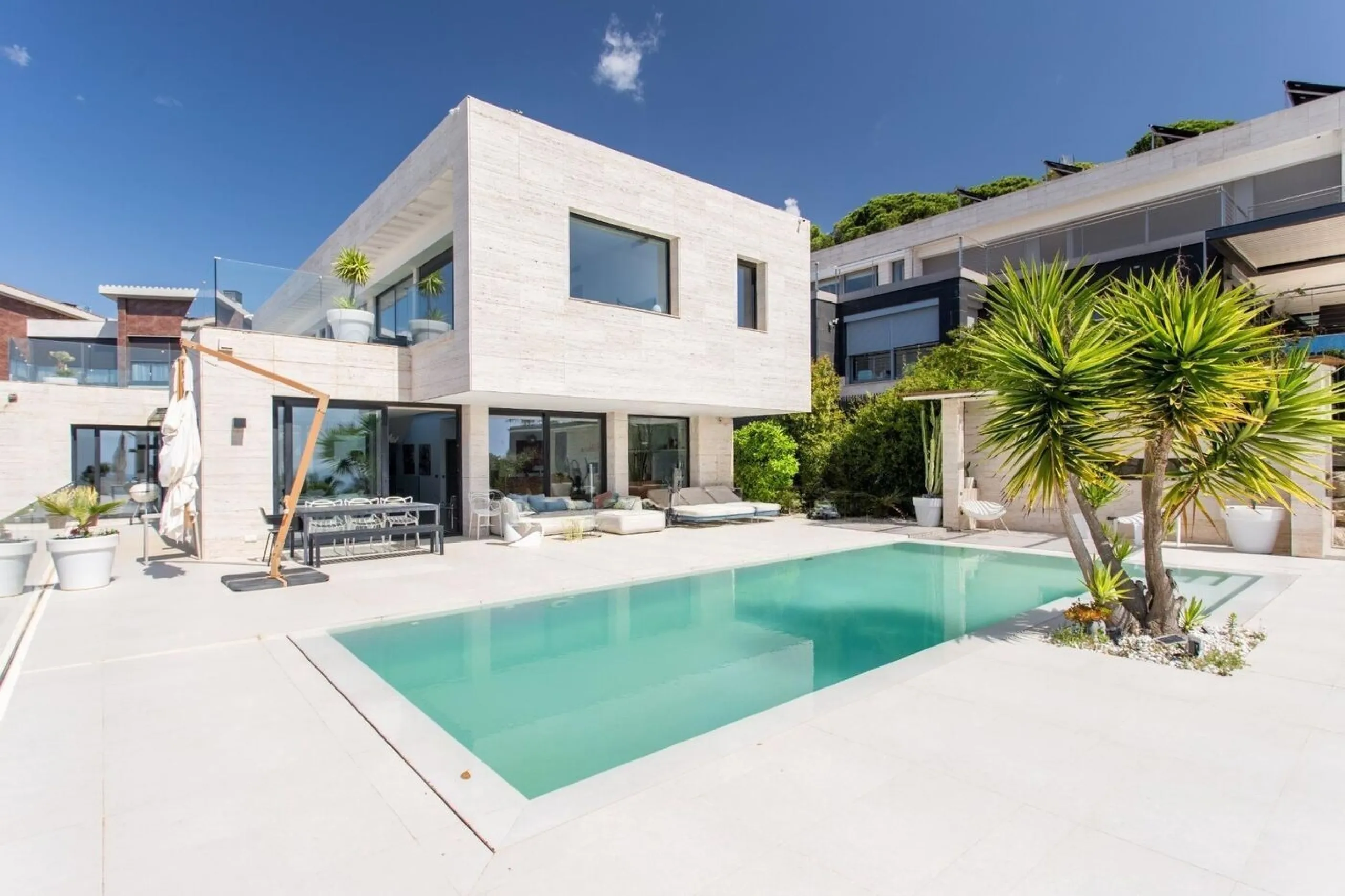  Elegant Villa with Sea Views in Sant Vicente de Montalt, Barcelona