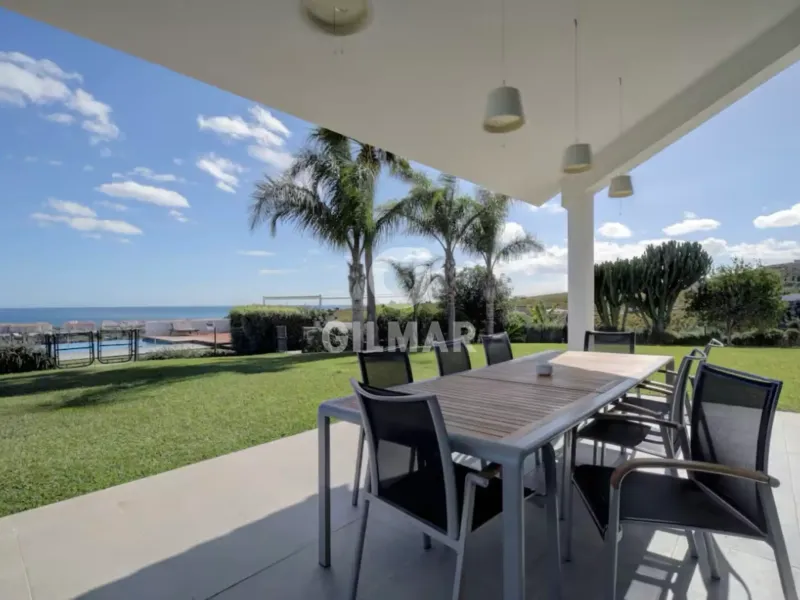 Villa in Manilva - Málaga