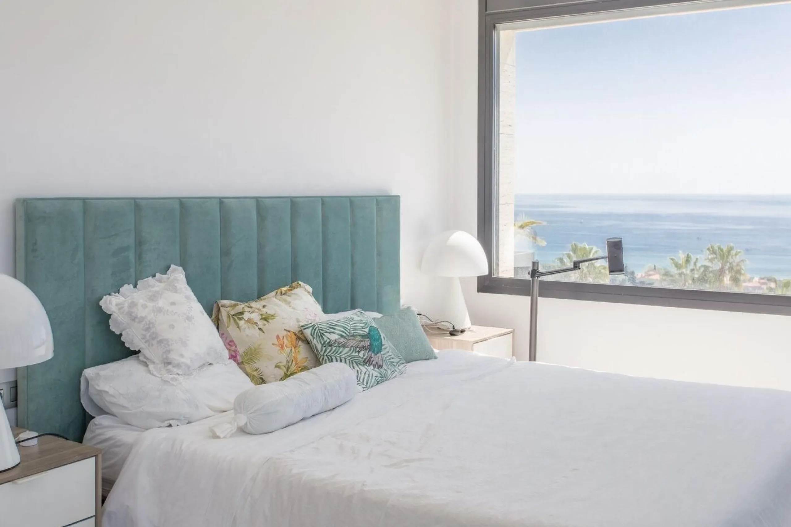  Elegant Villa with Sea Views in Sant Vicente de Montalt, Barcelona
