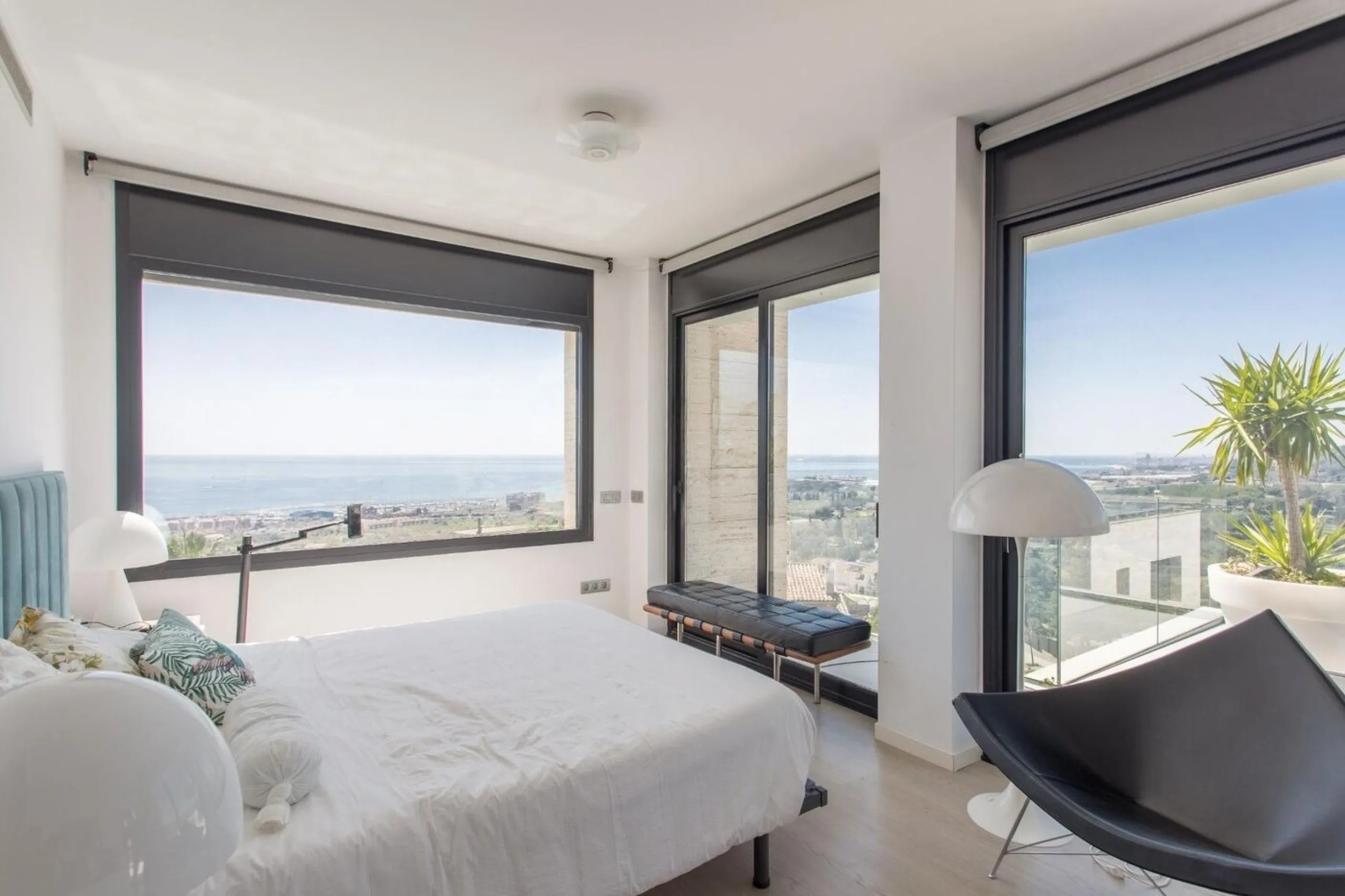  Elegant Villa with Sea Views in Sant Vicente de Montalt, Barcelona