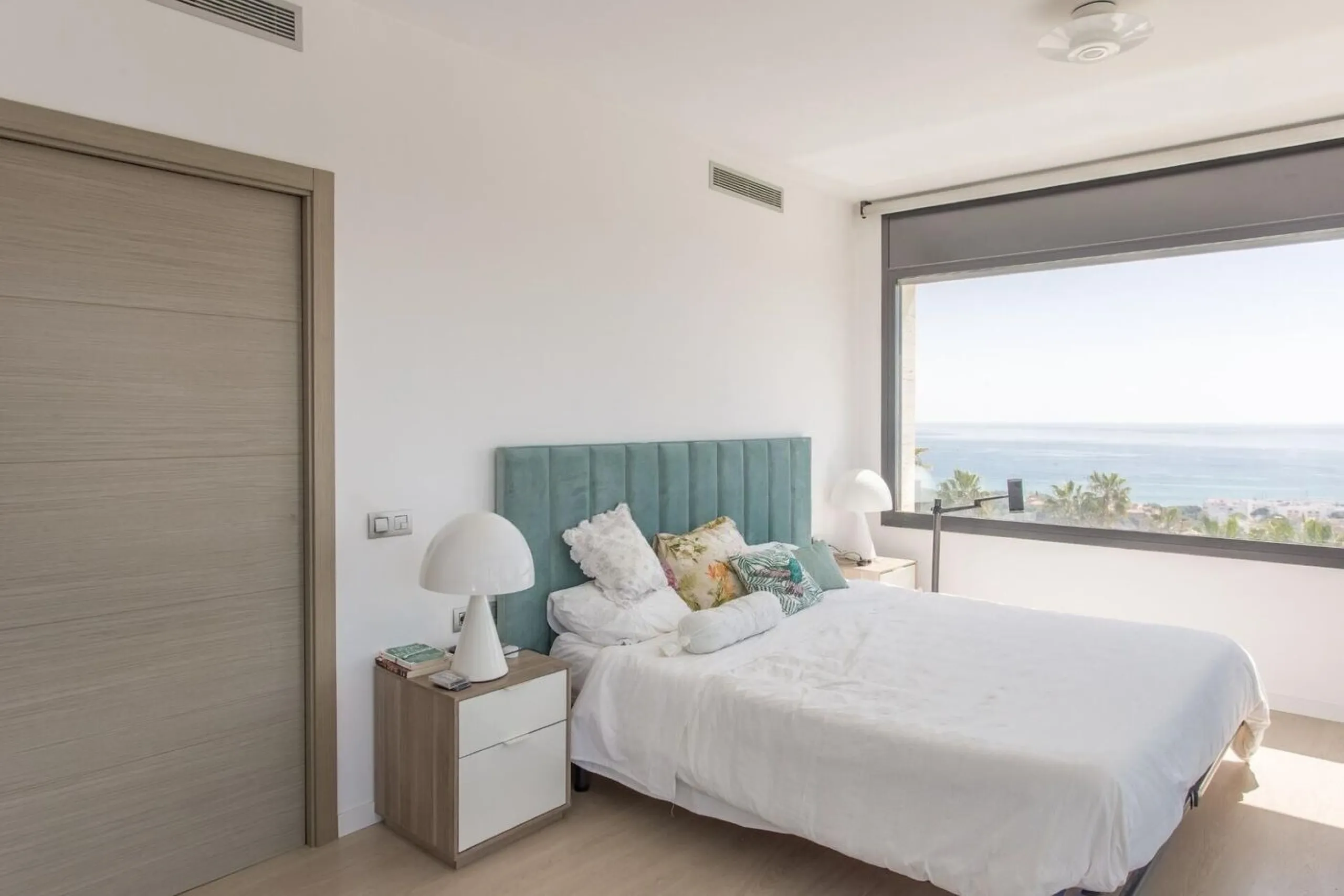  Elegant Villa with Sea Views in Sant Vicente de Montalt, Barcelona