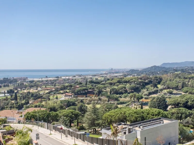  Elegant Villa with Sea Views in Sant Vicente de Montalt, Barcelona