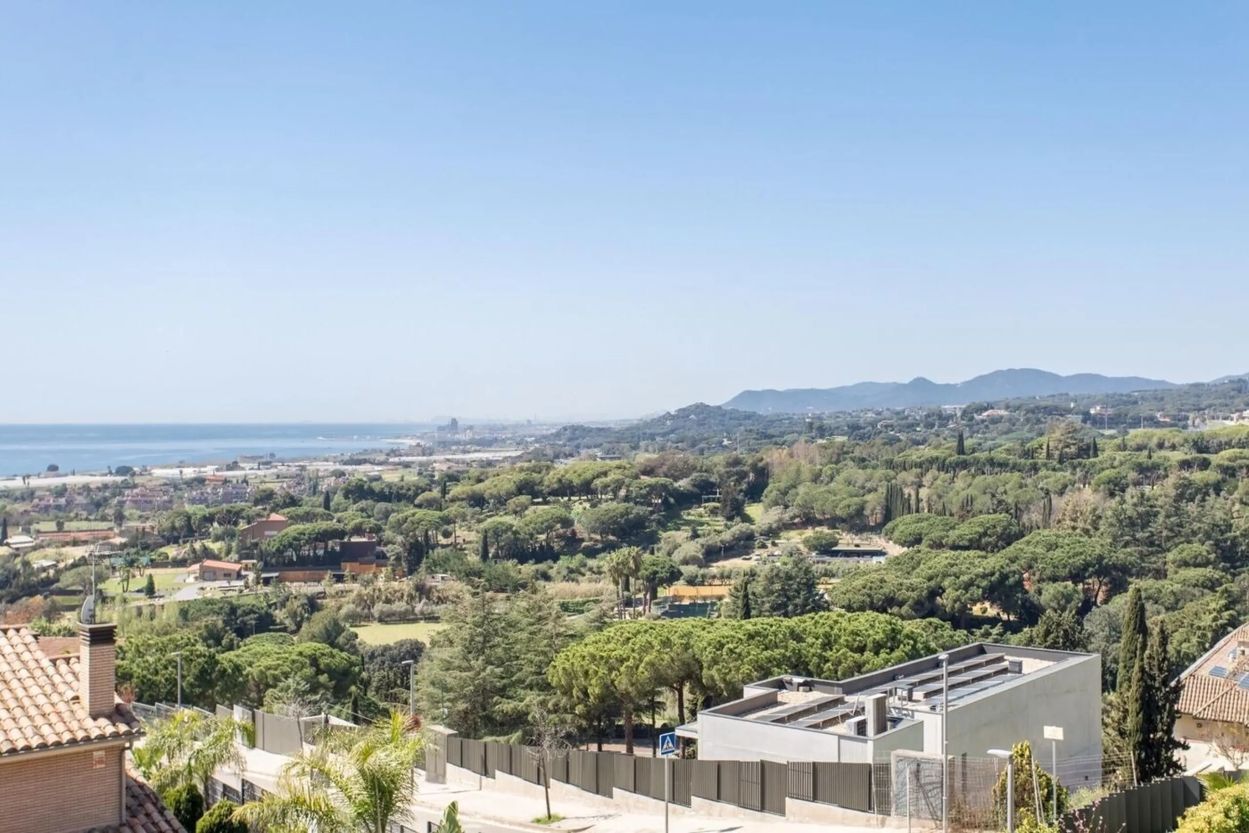  Elegant Villa with Sea Views in Sant Vicente de Montalt, Barcelona