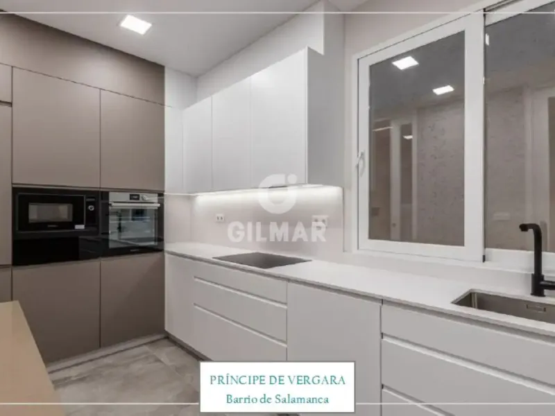 Piso en Recoletos - Madrid