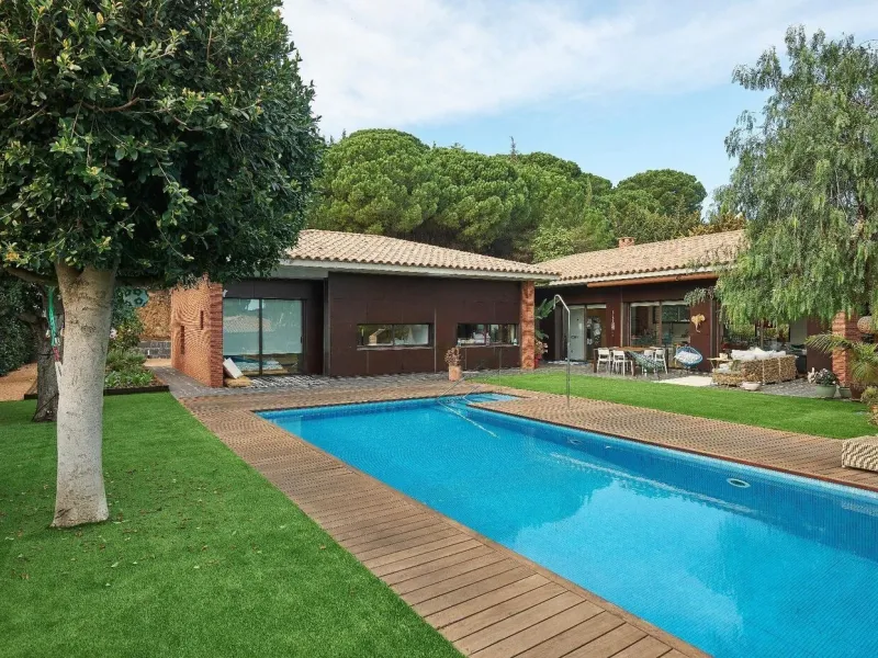 Casa moderna en Sant Vicenc de Montalt, Barcelona