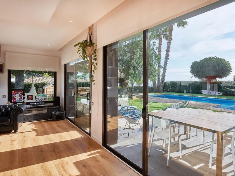 Casa moderna en Sant Vicenc de Montalt, Barcelona