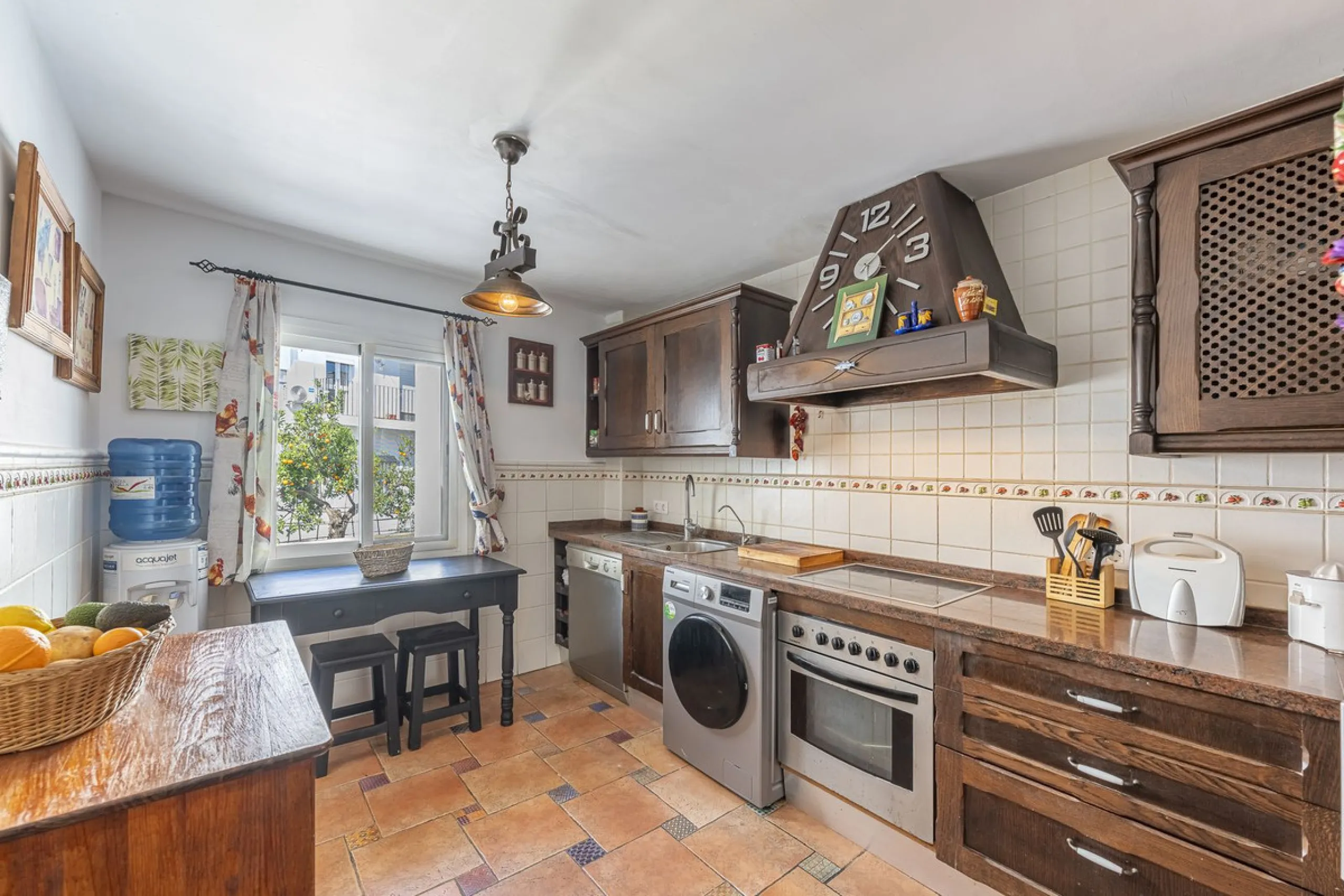 Beautiful duplex penthouse in the heart of Ojén with spectacular views