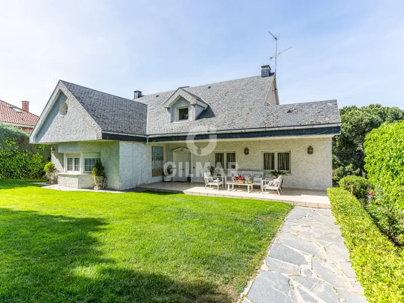 Chalet Independiente en Boadilla del Monte - Madrid