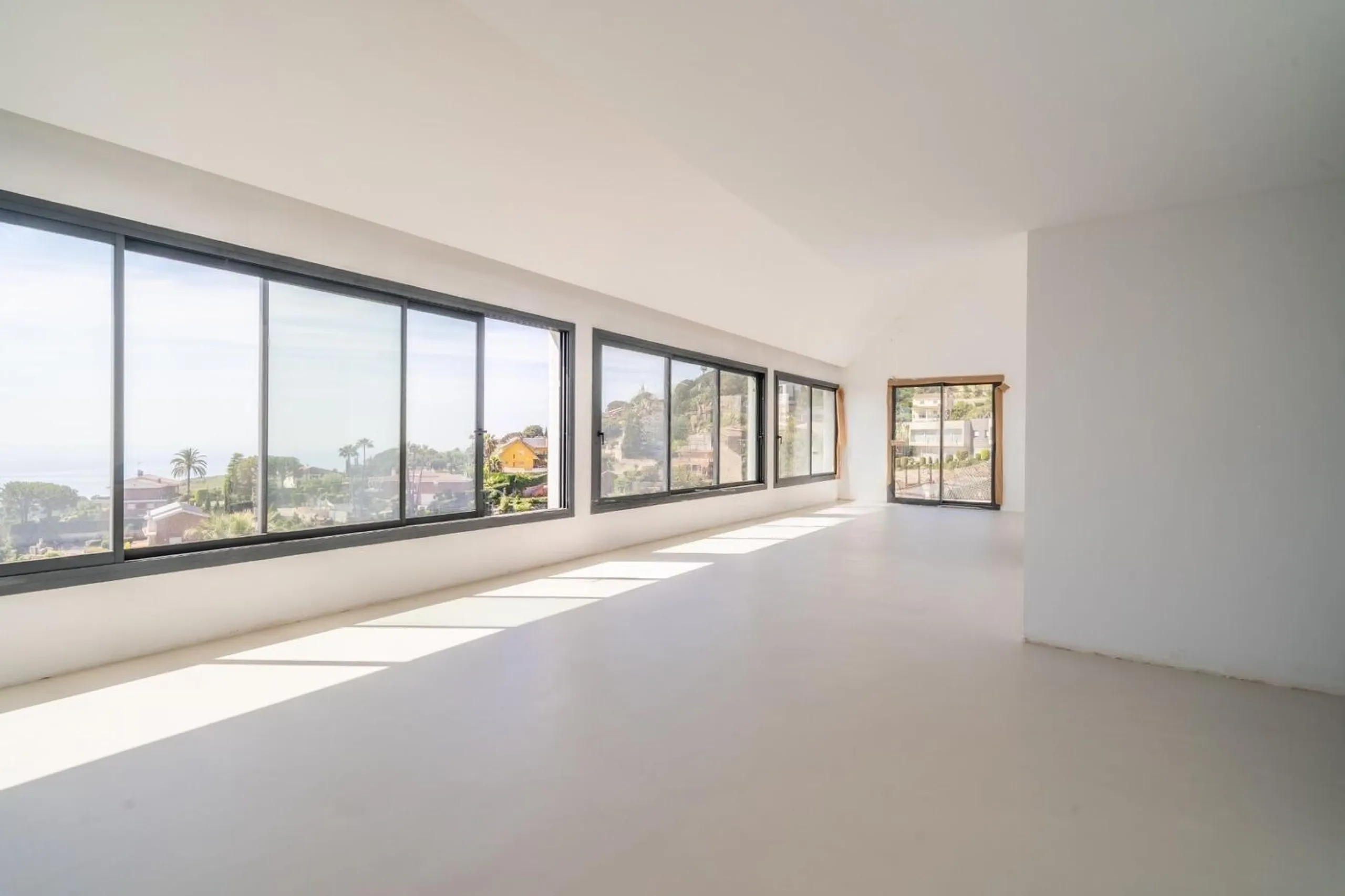 Villa exclusiva con vistas panorámicas al mar en Alella