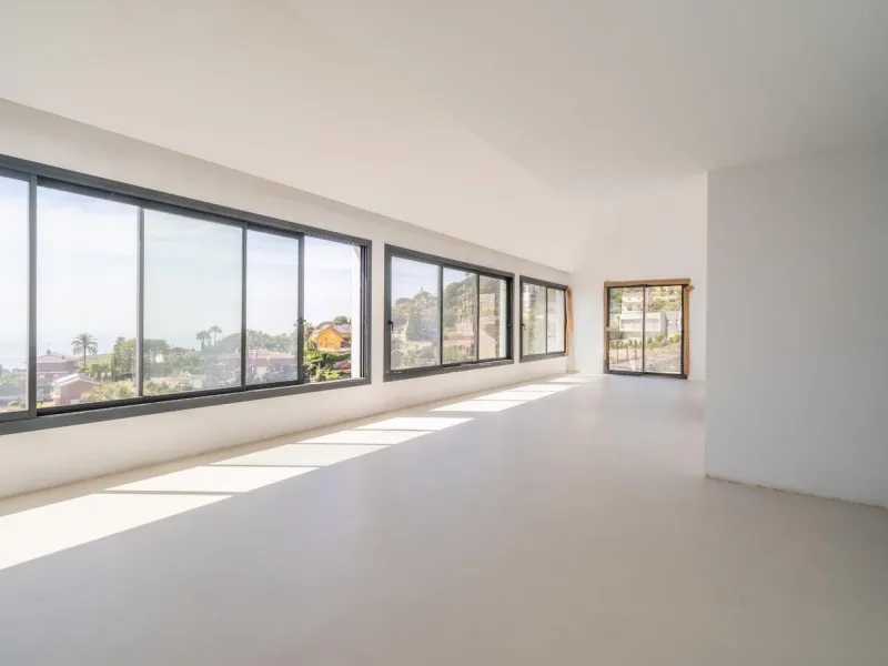 Villa exclusiva con vistas panorámicas al mar en Alella