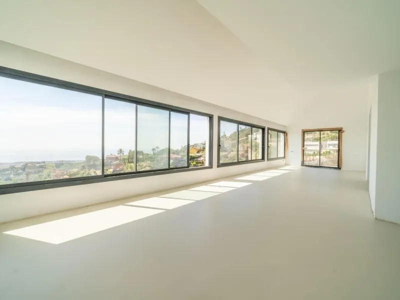 Villa exclusiva con vistas panorámicas al mar en Alella