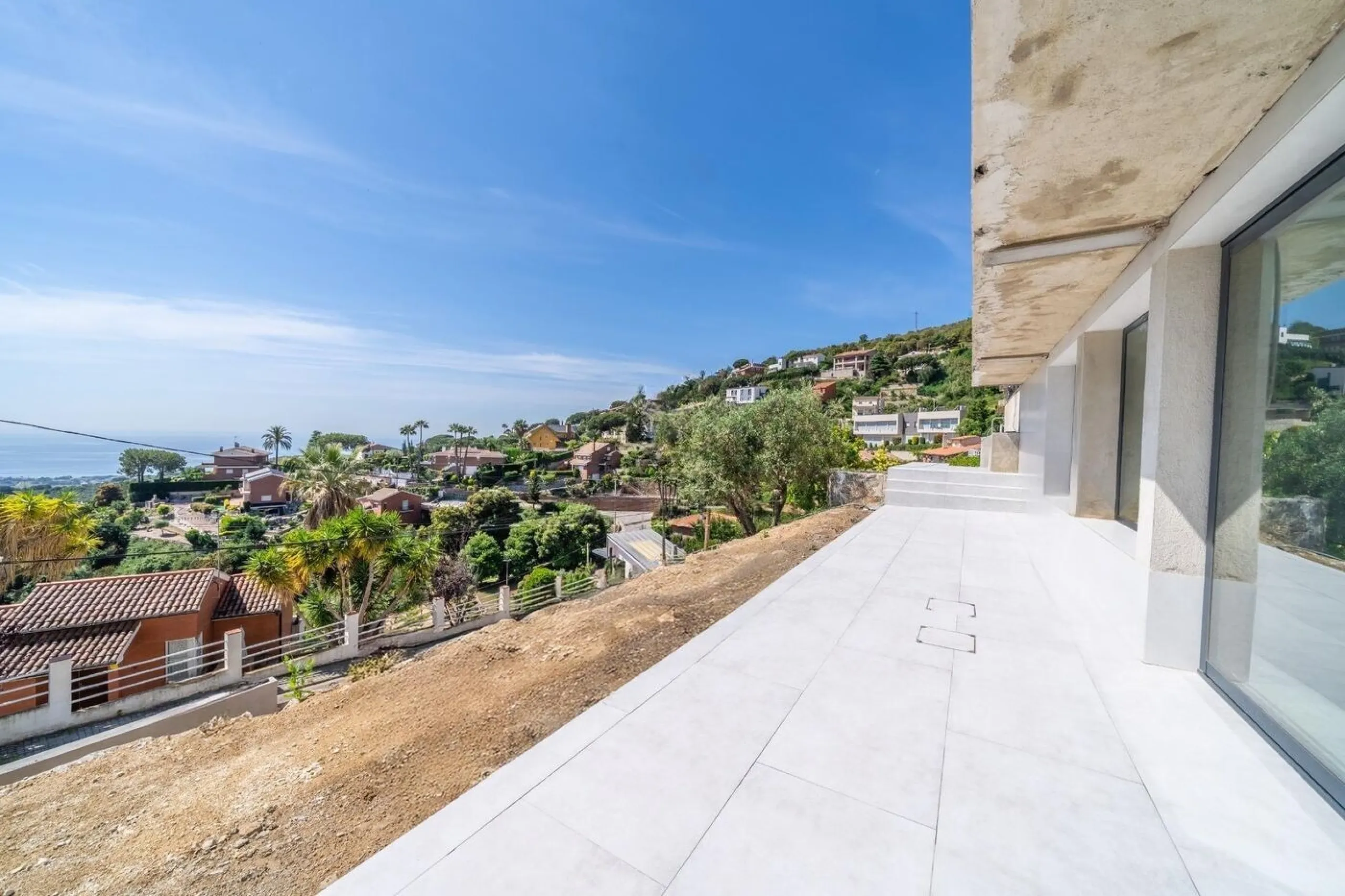 Villa exclusiva con vistas panorámicas al mar en Alella