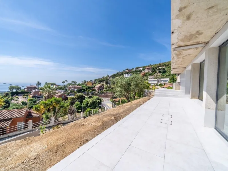 Villa exclusiva con vistas panorámicas al mar en Alella