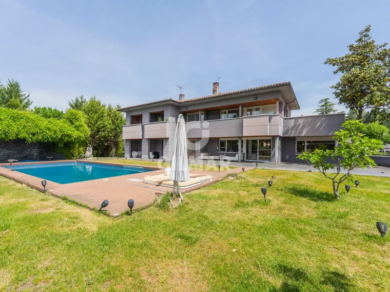 Villa in Fuente del Fresno - Madrid