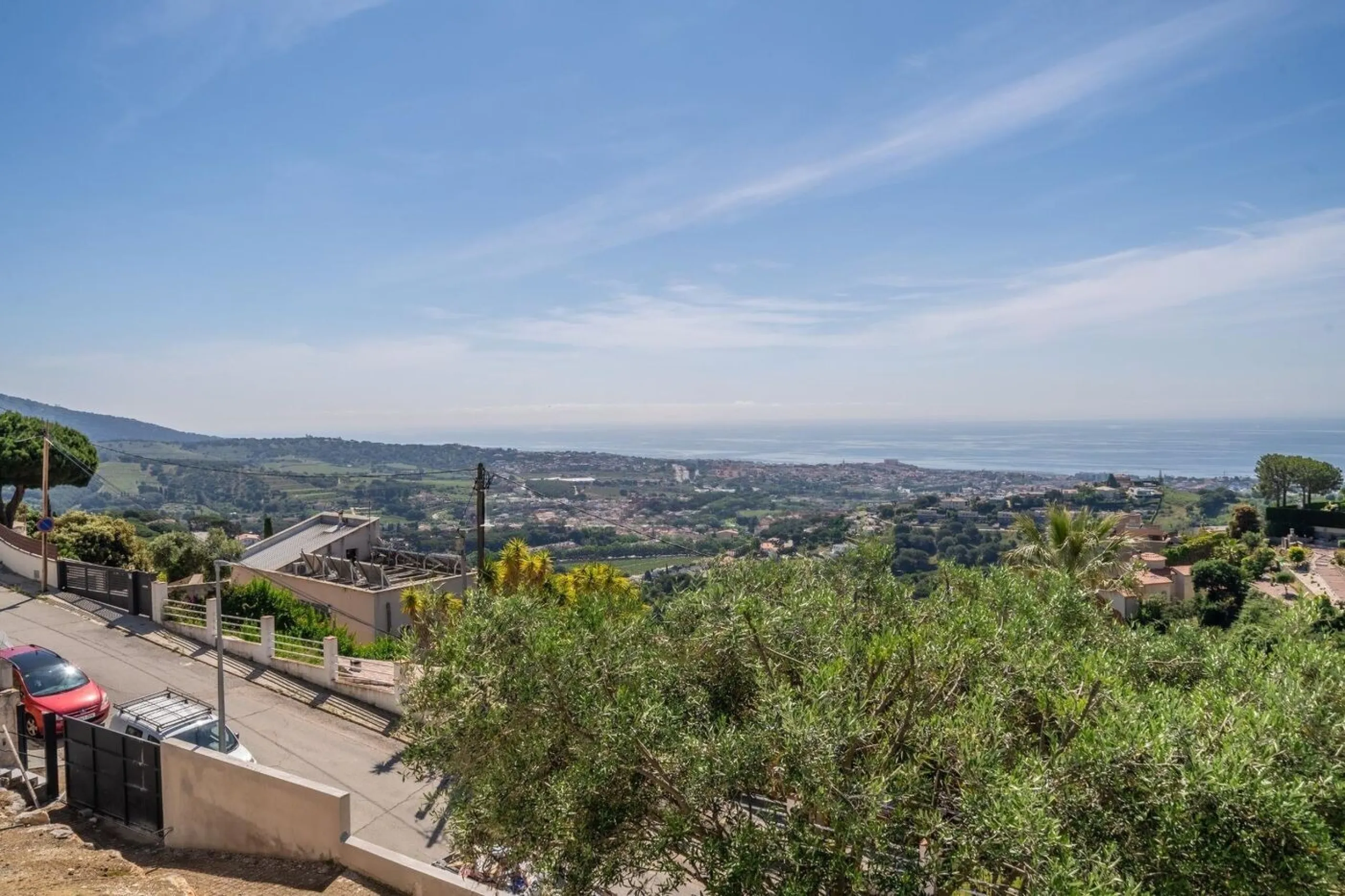 Villa exclusiva con vistas panorámicas al mar en Alella