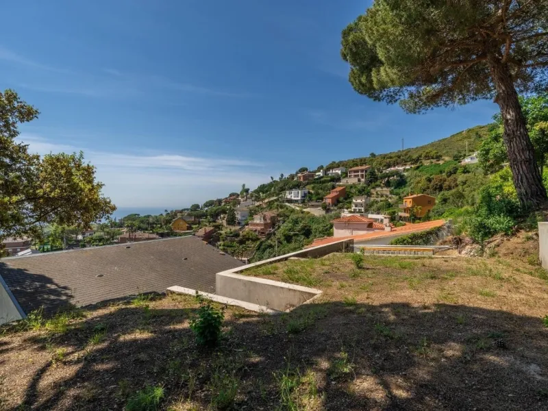 Villa exclusiva con vistas panorámicas al mar en Alella