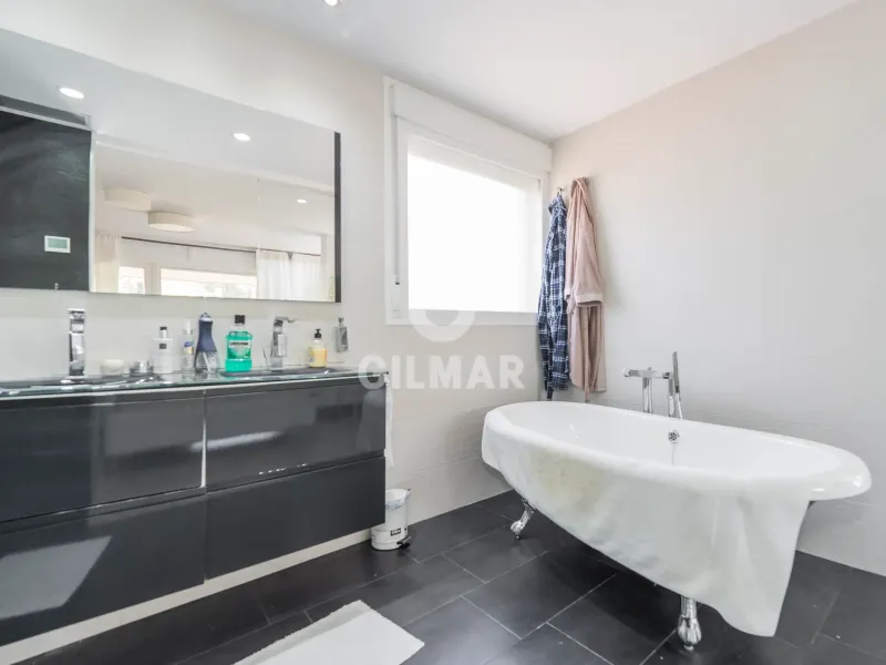Villa in Fuente del Fresno - Madrid