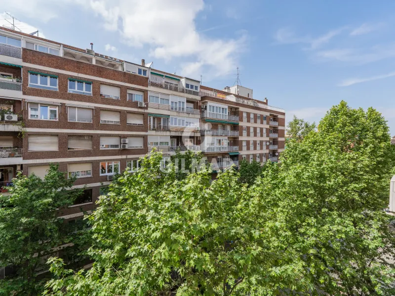 Apartment in Prosperidad - Madrid