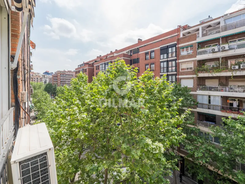 Apartment in Prosperidad - Madrid