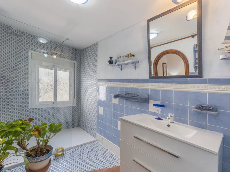 Beautiful duplex penthouse in the heart of Ojén with spectacular views