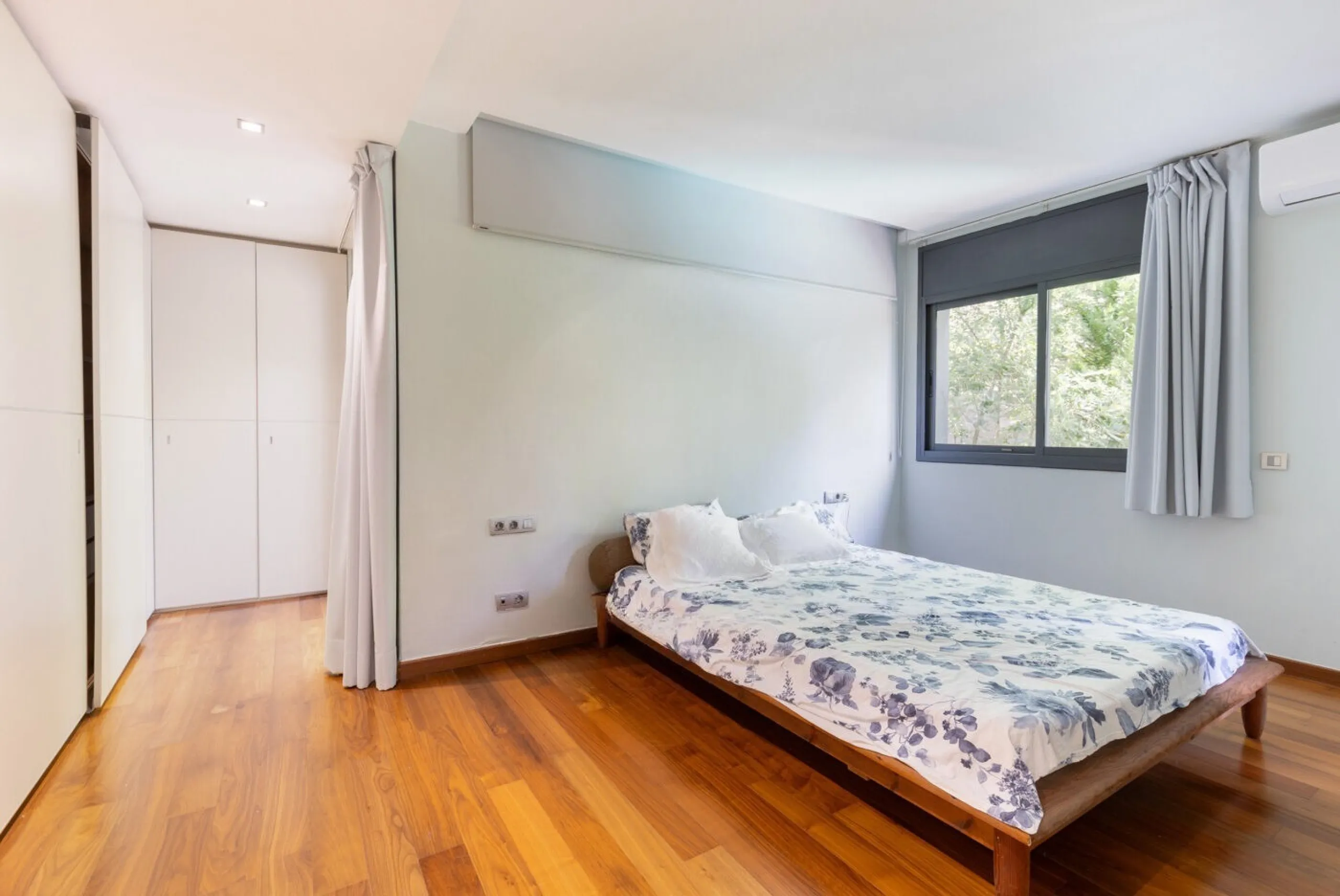 Beautiful House with Pool in Sant Cugat del Valles, Barcelona