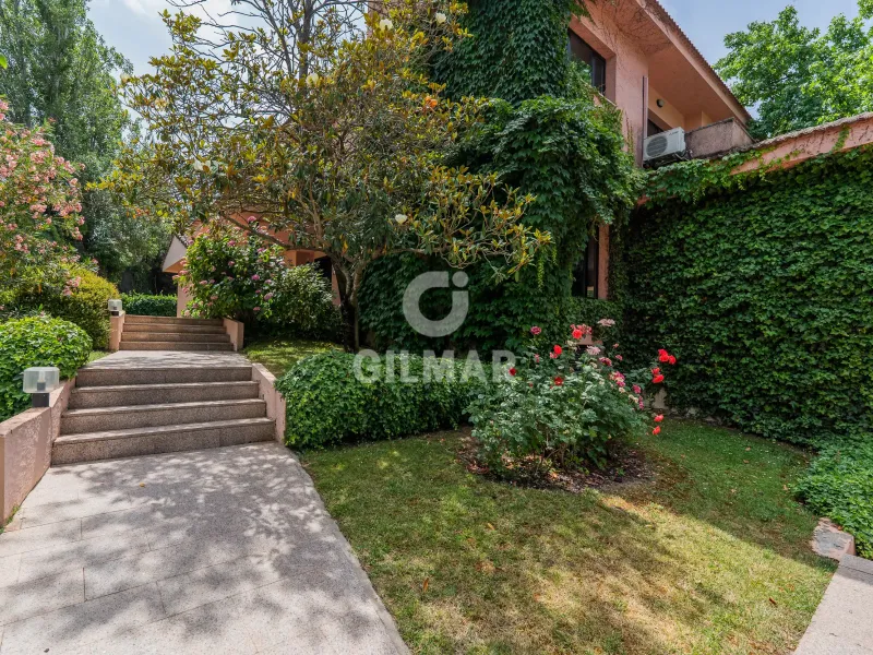 Villa in Pozuelo de Alarcón - Madrid