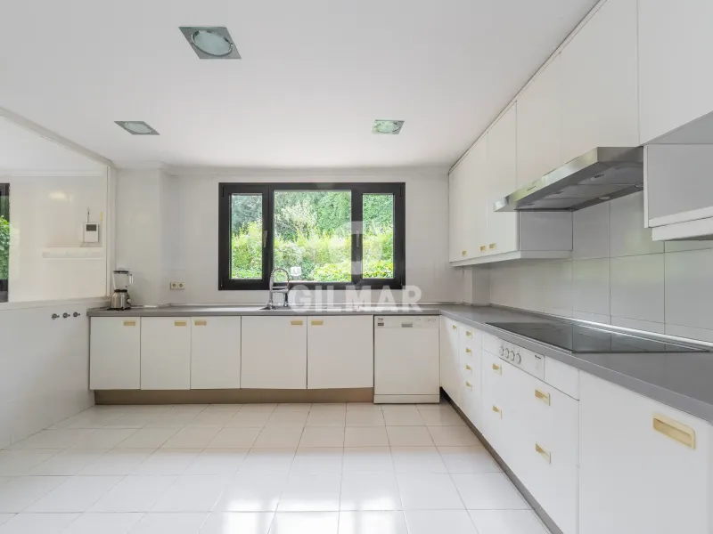 Villa in Pozuelo de Alarcón - Madrid