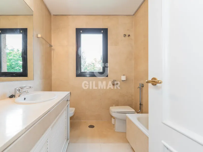 Villa in Pozuelo de Alarcón - Madrid