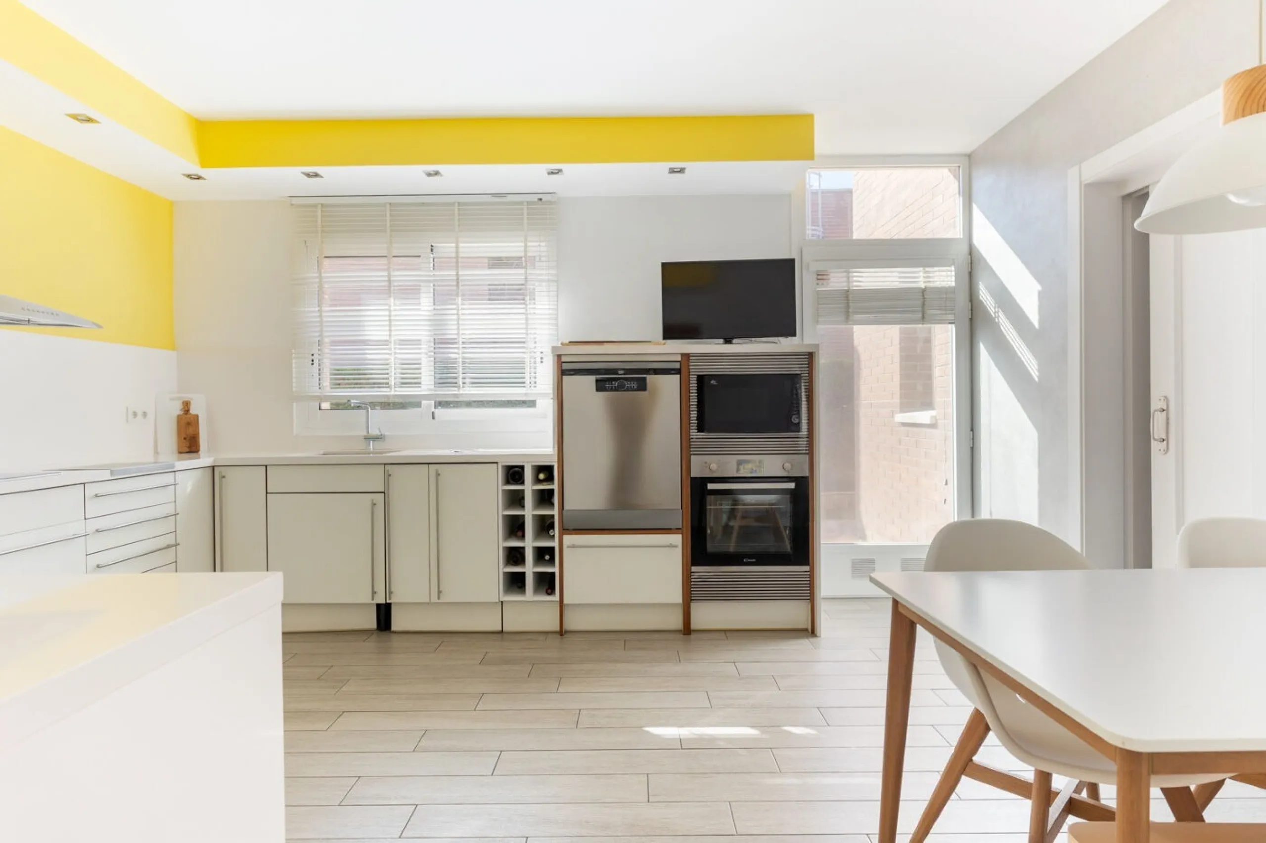 Elegant Semi-Detached Home with Garden and Pool in Sant Cugat del Valles, Barcelona