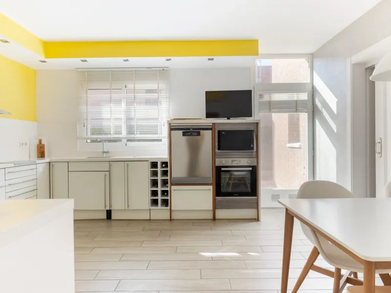 Elegant Semi-Detached Home with Garden and Pool in Sant Cugat del Valles, Barcelona