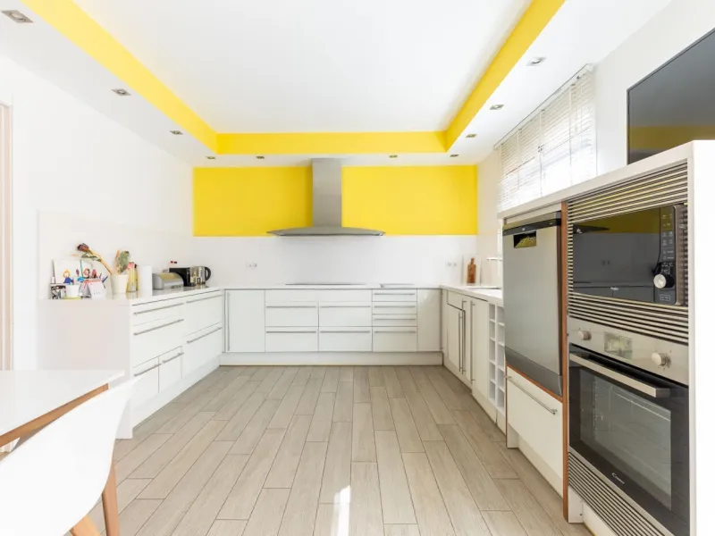 Elegant Semi-Detached Home with Garden and Pool in Sant Cugat del Valles, Barcelona