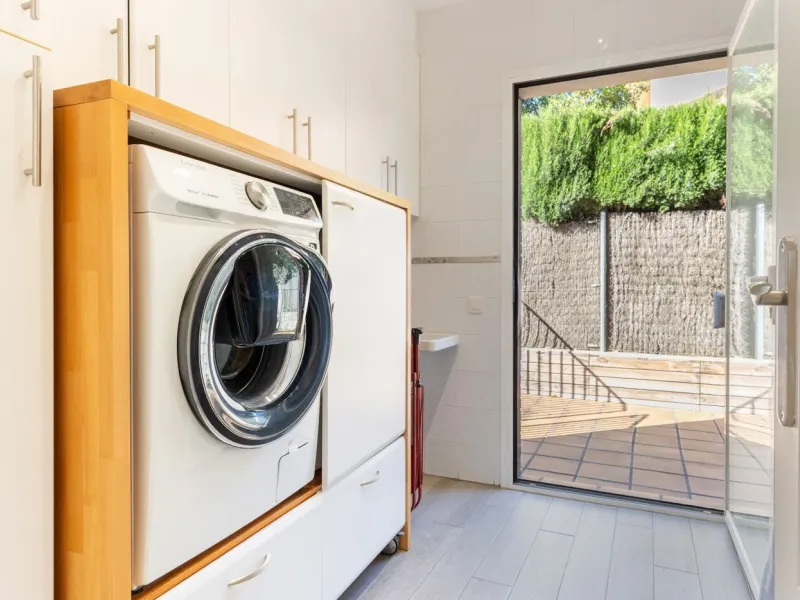 Elegant Semi-Detached Home with Garden and Pool in Sant Cugat del Valles, Barcelona