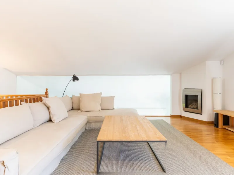 Elegant Semi-Detached Home with Garden and Pool in Sant Cugat del Valles, Barcelona