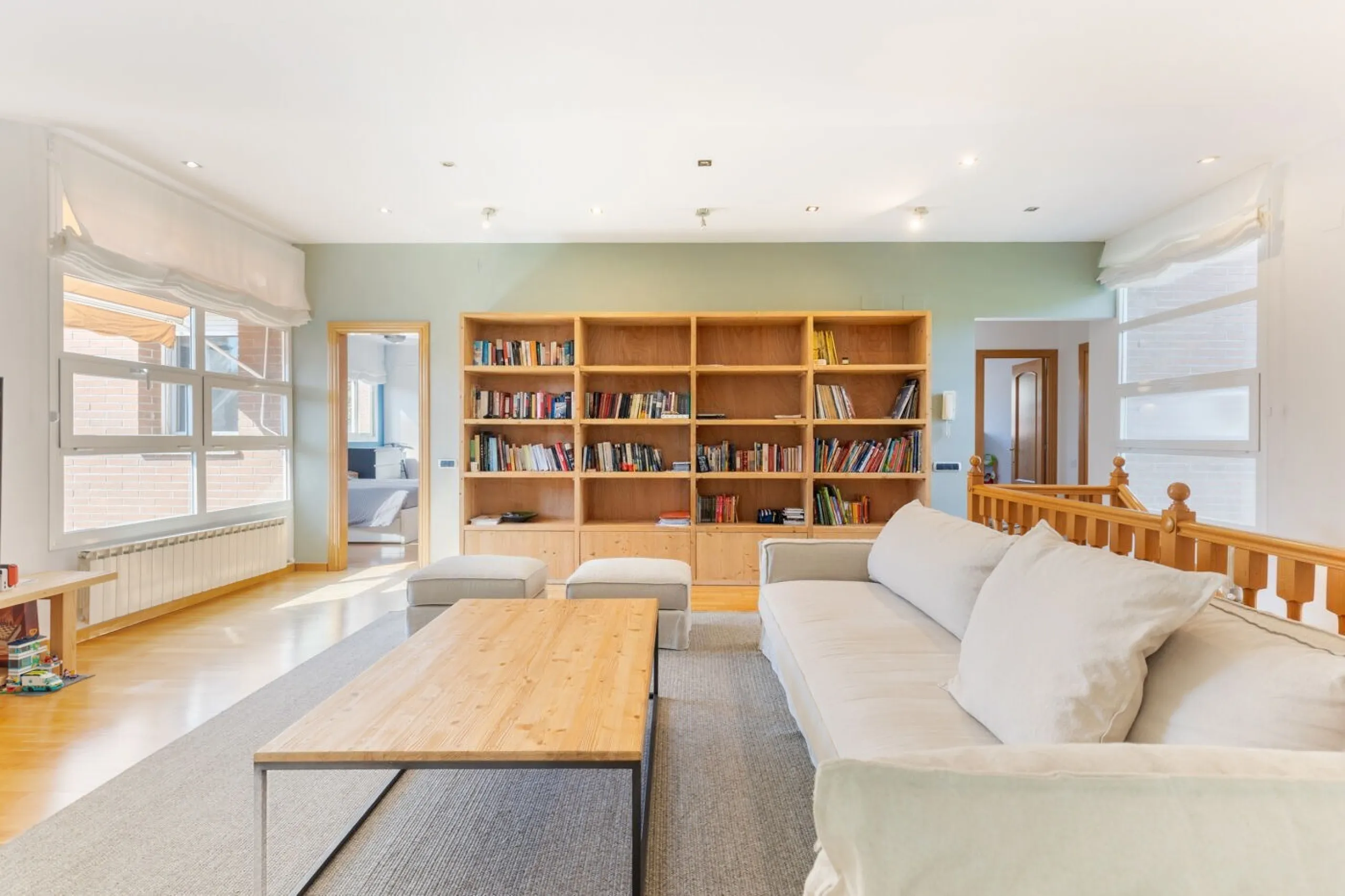 Elegant Semi-Detached Home with Garden and Pool in Sant Cugat del Valles, Barcelona