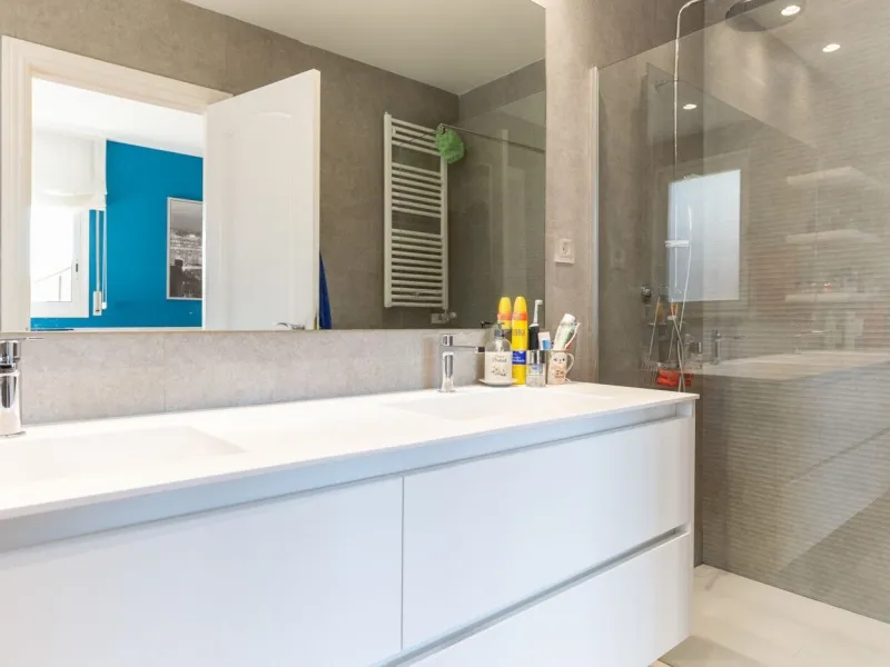 Elegant Semi-Detached Home with Garden and Pool in Sant Cugat del Valles, Barcelona
