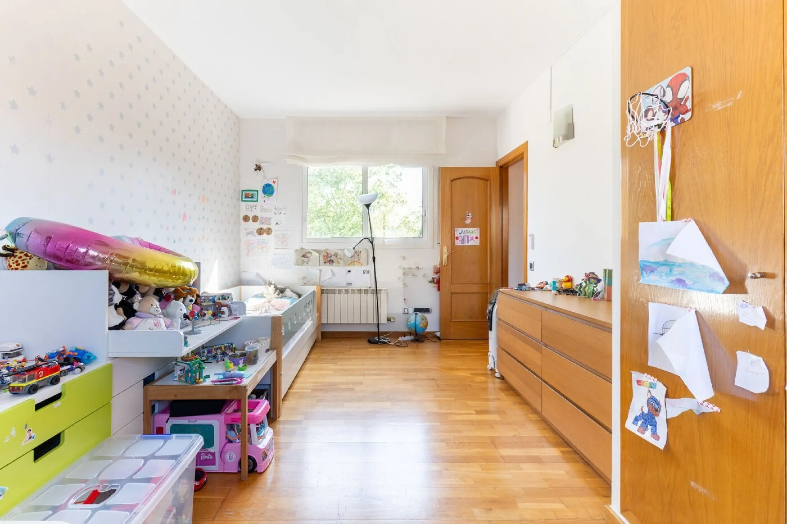 Elegant Semi-Detached Home with Garden and Pool in Sant Cugat del Valles, Barcelona